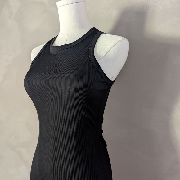 Black sleeveless midi ribbed bodycon dress with side slits - Picture 4 of 6